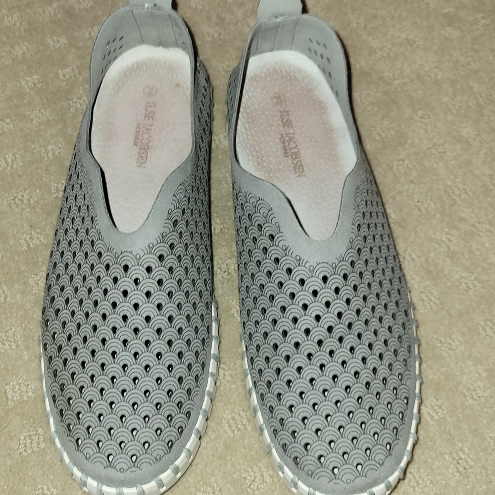 Ilse Jacobsen Gray Patterned Women's Slip-On Loafers